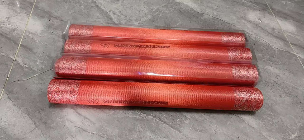 Hayes Swiss Headties